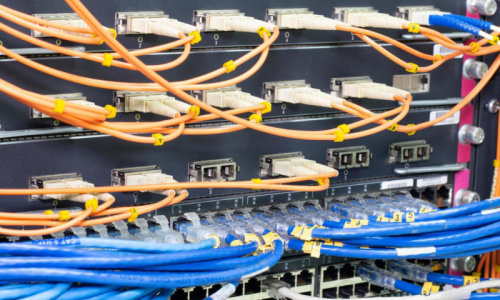 Cabeamento Estruturado em Fibra Óptica Cabeamento Estruturado em Fibra Óptica